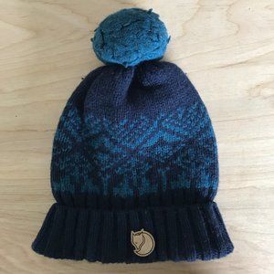 Byron Pom Hat